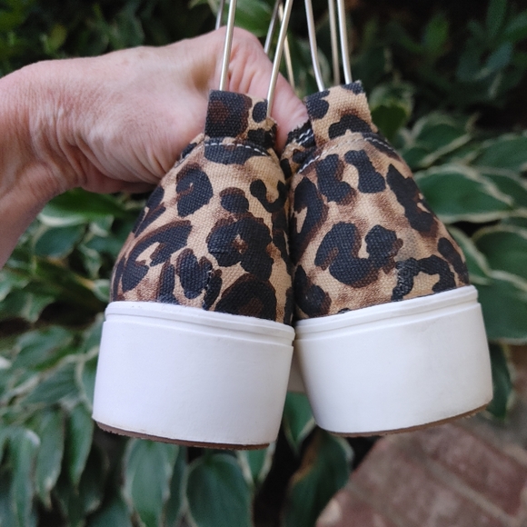 JELLYPOP "NEWSTAR" LEOPARD PLATFORM CASUAL SNEAKER 10 - Picture 2 of 11